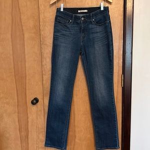 Levi’s 525 perfect waist straight leg jean